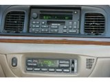 2005 Ford Crown Victoria LX Controls