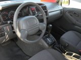 2000 Chevrolet Tracker Interiors