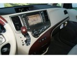 2012 Toyota Sienna Limited AWD Controls