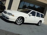 1998 White Volvo V70 GLT #55019047