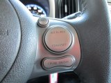 2011 Nissan Cube 1.8 SL Controls