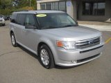 2009 Brilliant Silver Metallic Ford Flex SE #55101466