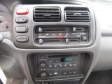 2004 Chevrolet Tracker  Controls