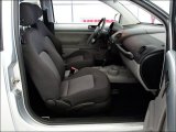 2005 Volkswagen New Beetle GL Coupe Grey Interior