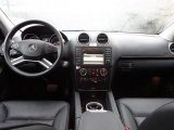 2010 Mercedes-Benz GL 550 4Matic Dashboard