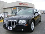 2005 Brilliant Black Crystal Pearl Chrysler 300 Touring #5519292