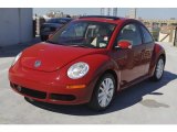 2008 Volkswagen New Beetle SE Coupe Front 3/4 View