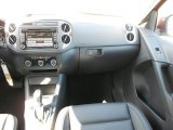 2012 Volkswagen Tiguan SE Dashboard
