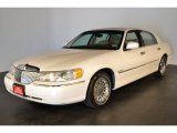 1999 White Pearl Tri-Coat Lincoln Town Car Cartier #55402466