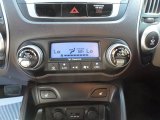 2010 Hyundai Tucson Limited Controls