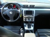 2008 Volkswagen Passat VR6 4Motion Wagon Dashboard