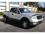 2004 Ford F150 FX4 SuperCab 4x4 Front 3/4 View