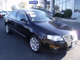 2010 Volkswagen Passat Komfort Sedan