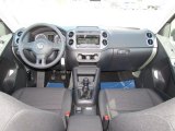 2012 Volkswagen Tiguan S Dashboard