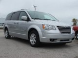 2008 Bright Silver Metallic Chrysler Town & Country Touring Signature Series #55779830