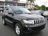 2011 Brilliant Black Crystal Pearl Jeep Grand Cherokee Laredo #55846790