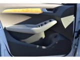 2009 Audi Q5 3.2 Premium quattro Door Panel