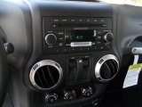 2012 Jeep Wrangler Sahara 4x4 Controls