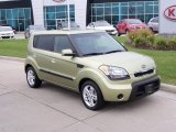 2010 Kia Soul +