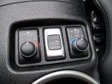 2010 Nissan 370Z Sport Touring Roadster Controls