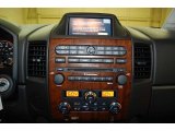 2011 Nissan Titan SL Crew Cab 4x4 Controls
