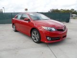 2012 Toyota Camry SE V6 Front 3/4 View