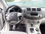 2012 Toyota Highlander  Dashboard