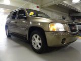 2003 GMC Envoy XL SLE 4x4 Front 3/4 View