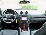 2010 Mercedes-Benz GL 350 BlueTEC 4Matic Dashboard