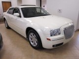 2005 Cool Vanilla Chrysler 300 Touring #56013251