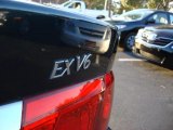 2004 Kia Optima EX V6 Marks and Logos