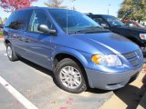 2007 Marine Blue Pearl Dodge Caravan SE #56189007
