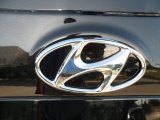 2012 Hyundai Santa Fe GLS V6 Marks and Logos