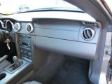 2005 Ford Mustang GT Deluxe Coupe Dashboard