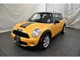 2009 Mellow Yellow Mini Cooper S Hardtop #56275039