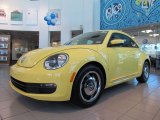 2012 Saturn Yellow Volkswagen Beetle 2.5L #56348761