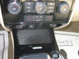 2010 Ford Escape Limited 4WD Controls