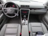 2005 Audi A4 3.0 quattro Avant Dashboard
