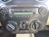 2010 Volkswagen New Beetle 2.5 Coupe Controls