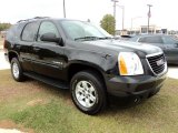 2008 GMC Yukon SLT Front 3/4 View