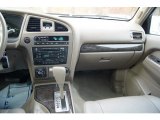 2004 Nissan Pathfinder LE Platinum 4x4 Dashboard