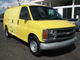 2000 Fleet Yellow Chevrolet Express G3500 Commercial #56610188