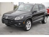 2012 Volkswagen Tiguan SEL Front 3/4 View