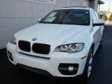 2011 BMW X6 xDrive35i Front 3/4 View