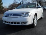 Oxford White Ford Taurus in 2008