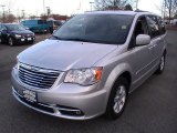 2011 Chrysler Town & Country Touring