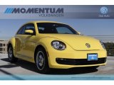 2012 Saturn Yellow Volkswagen Beetle 2.5L #57001553