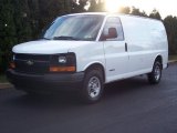 2004 Summit White Chevrolet Express 2500 Cargo Van #57001330