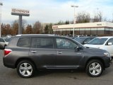 2009 Magnetic Gray Metallic Toyota Highlander Limited 4WD #57001259