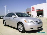 2009 Classic Silver Metallic Toyota Camry XLE V6 #5679836